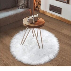 Fluffy White Round Faux Fur Rug